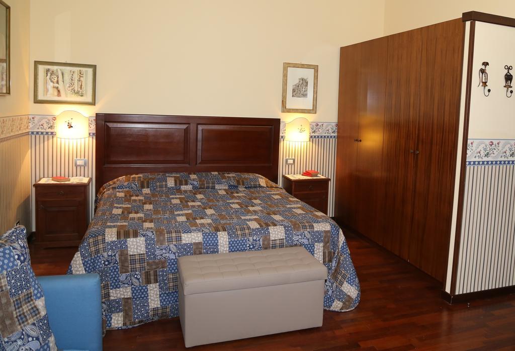B&B La Vetreria Almaru Catania Ruang foto